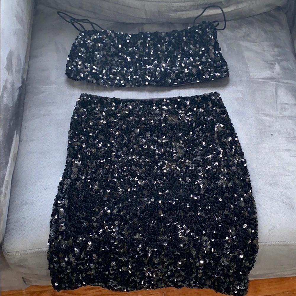Two piece set